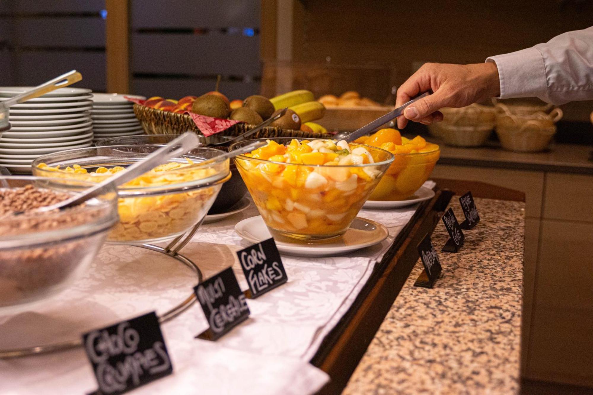 Hotel Bel Sit Comano Terme Eksteriør billede
