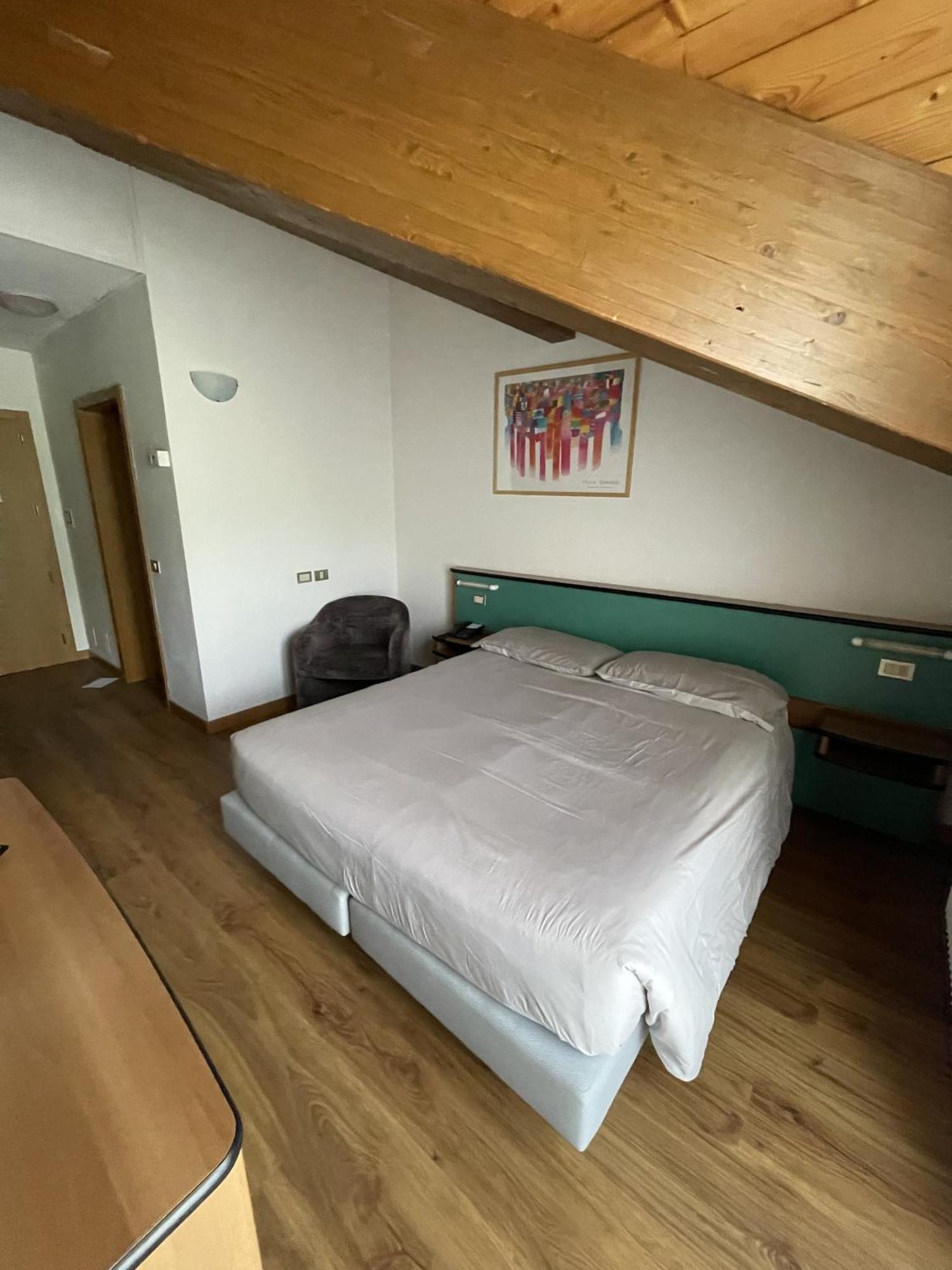 Hotel Bel Sit Comano Terme Eksteriør billede